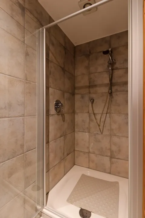 Badezimmer App. 2