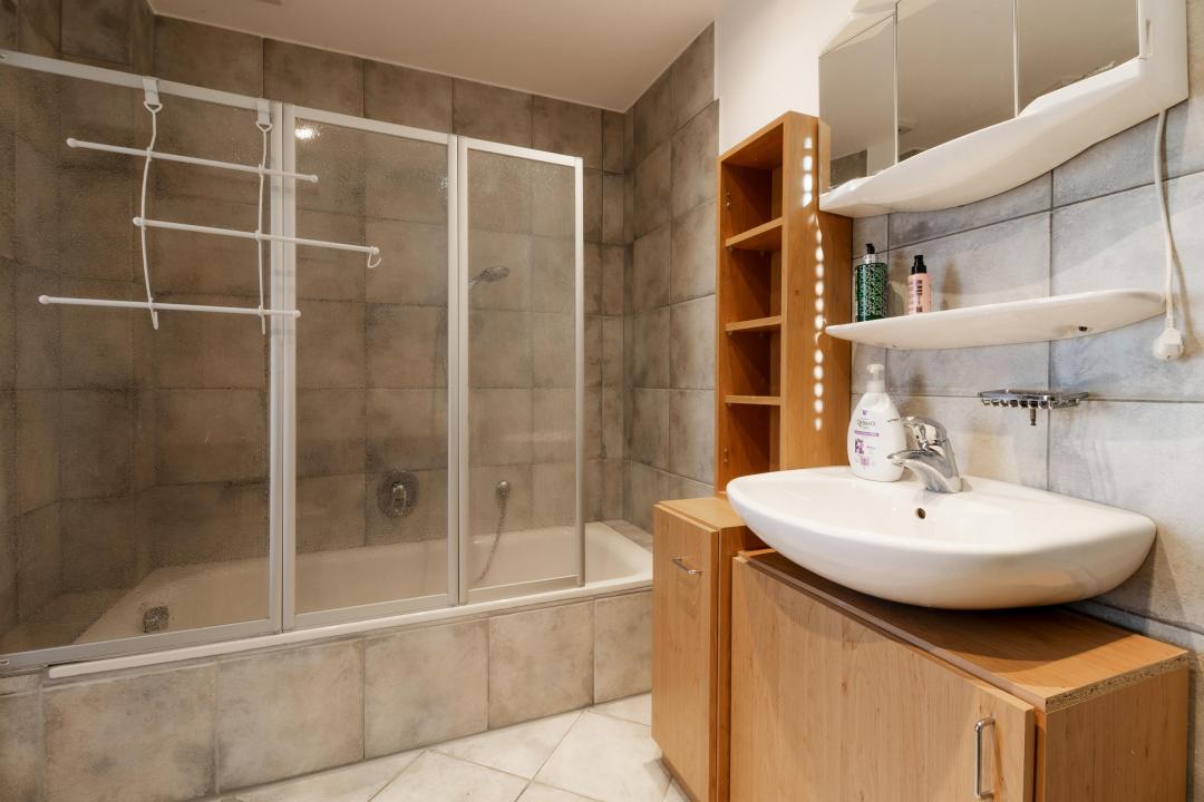 Badezimmer App. 1
