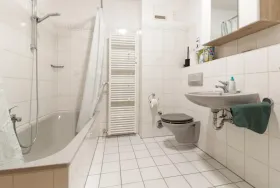 Top floor apartment  Trier for sale Germany | Bad 1