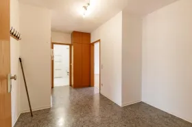 Top floor apartment  Trier for sale Germany | Diele 1