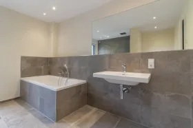 Квартира на первом этаже Швайх Продажа Германия | Badezimmer