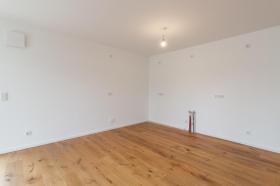 شقة في الطابق الأرضي Schweich ألمانيا | Küche / Wohnzimmer