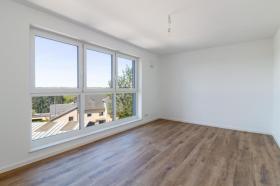 Leilighet over 2 plan Trier Til salgs Tyskland | Schlafzimmer 1.0 Leilighet over 2 plan Trier Til salgs Tyskland | Schlafzimmer 1.0
