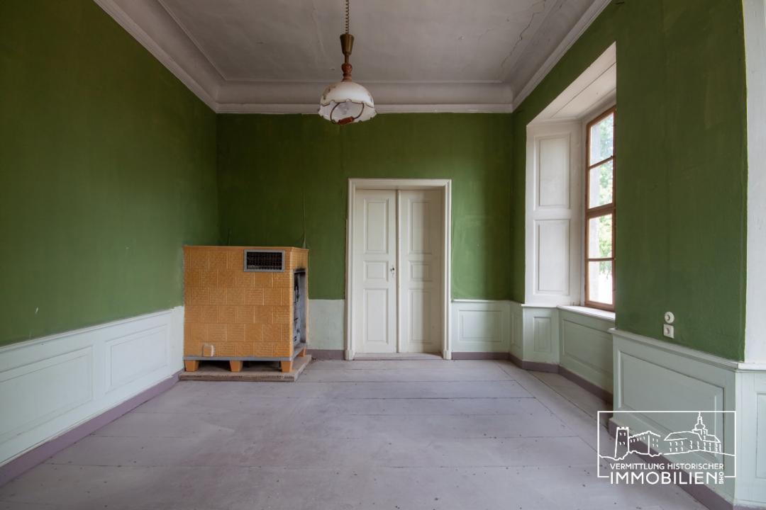 EG dunkelgrünes Zimmer