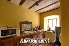 Country house Bitburg for sale Germany | landhaus-eifel-alleinlage-gesindehaus-eg-kueche