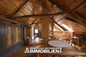 Country house Bitburg for sale Germany | landhaus-eifel-alleinlage-gesindehaus-gaestezimmer