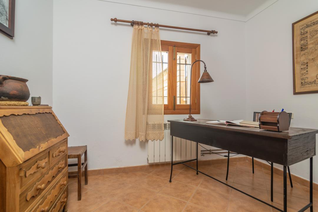 Nyaraló Manakor Kiadó Spanyolország