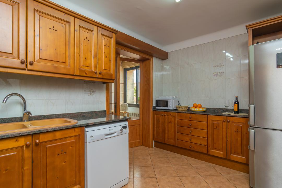 Nyaraló Manakor Kiadó Spanyolország