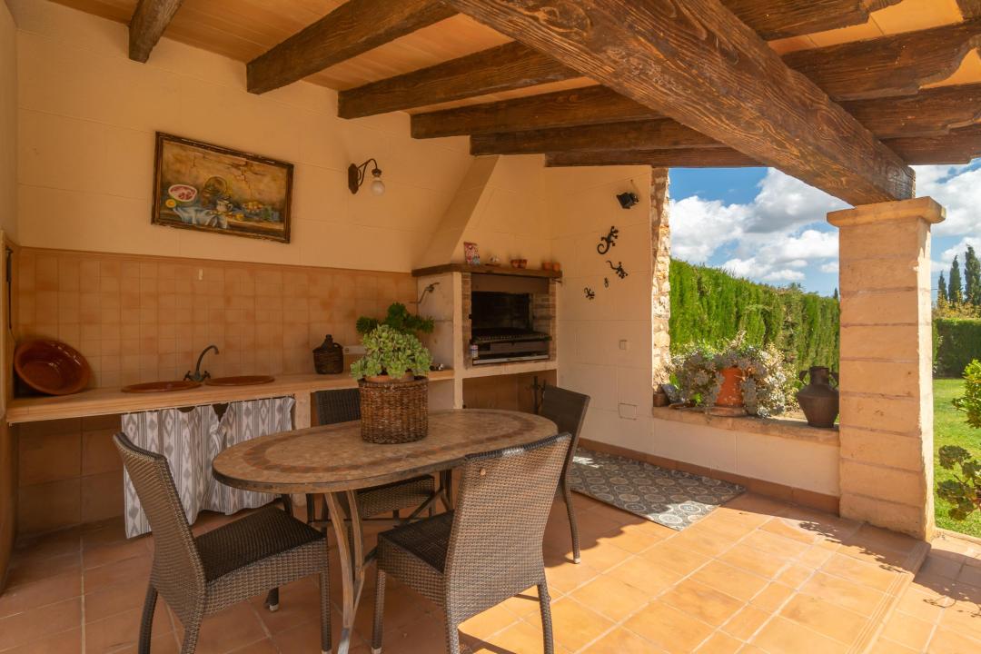 Nyaraló Manakor Kiadó Spanyolország