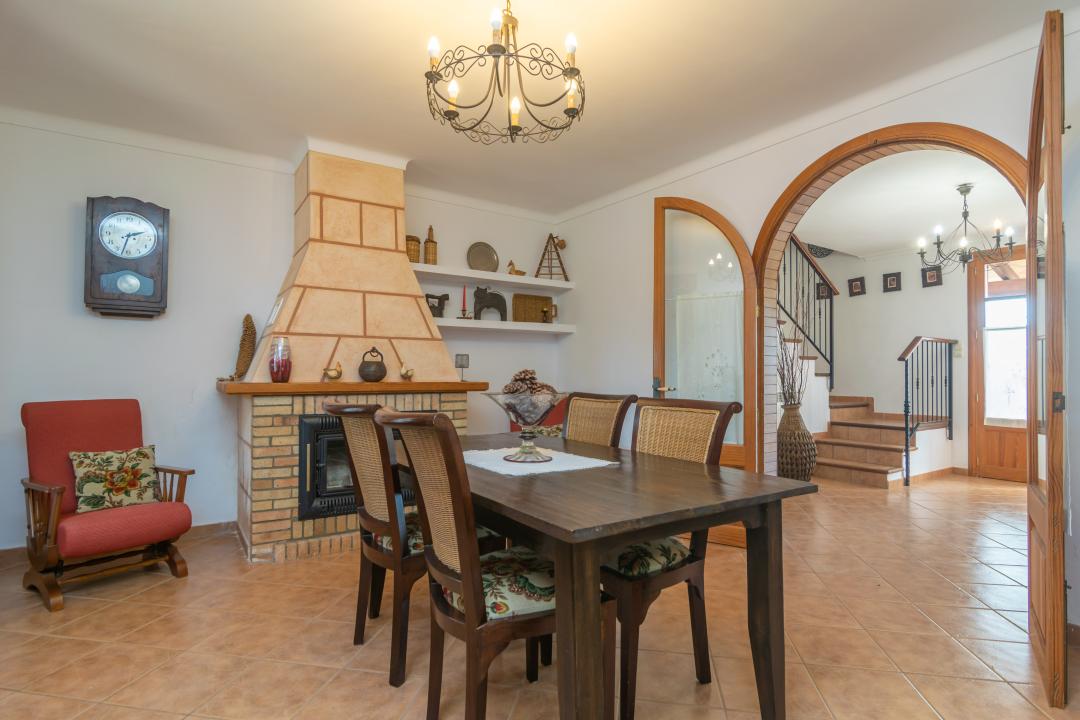 Nyaraló Manakor Kiadó Spanyolország