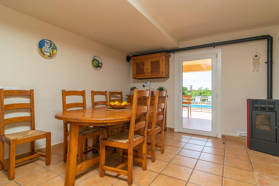 Nyaraló Manakor Kiadó Spanyolország