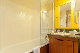 Nyaraló Bourg-Saint-Maurice Kiadó Franciaország