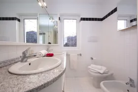 Nyaraló Oggebbio Kiadó Olaszország
