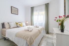 Nyaraló Mihák Kiadó Spanyolország