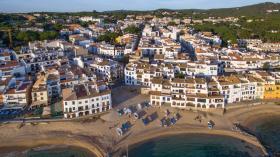 Nyaraló Llafranch Kiadó Spanyolország