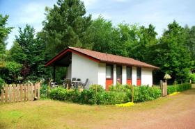 Nyaraló kiadó a oldalon. Uelsen, Németország Nyaraló kiadó a oldalon. Uelsen, Németország