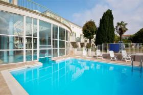 別荘 サン マルタン ド レ  フランス