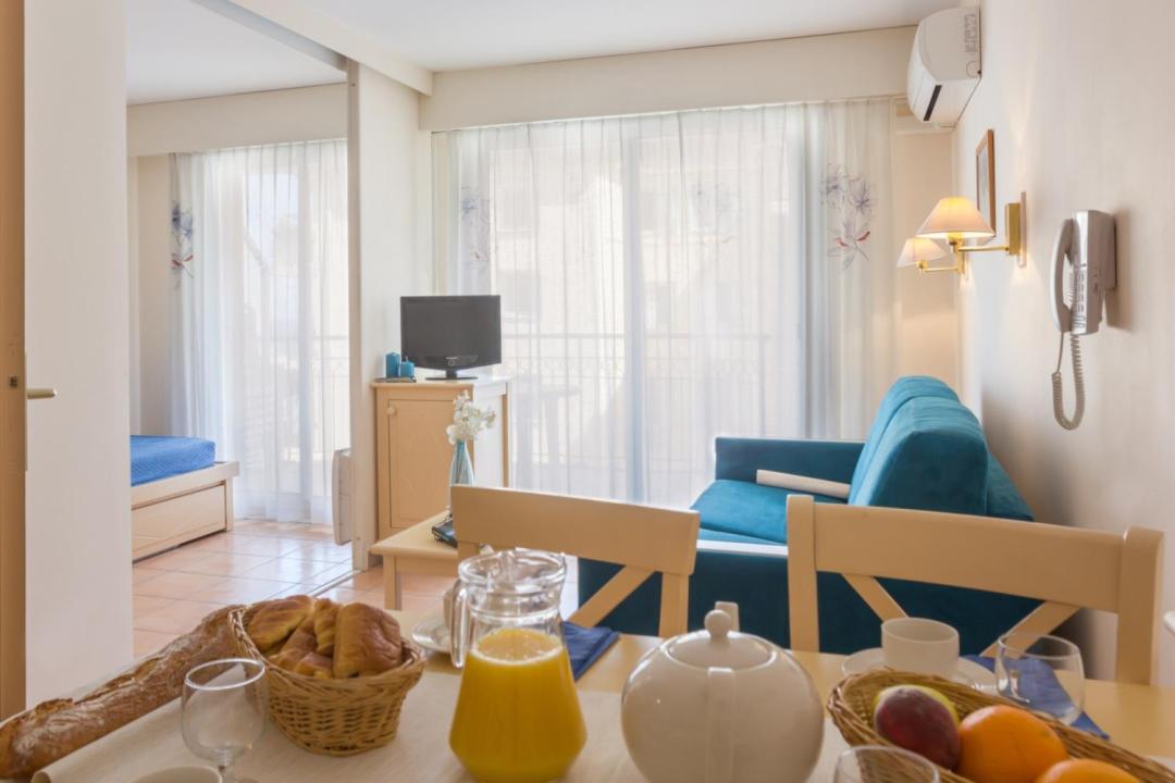 別荘 マントン 賃貸 フランス