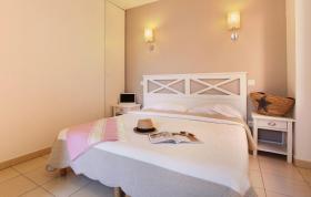 別荘 エーグ・モルト  フランス