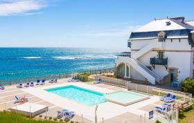 Holiday home Batz-sur-Mer for rent France