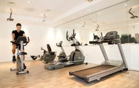 Holiday home Levallois-Perret for rent France