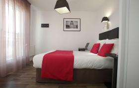 Holiday home Levallois-Perret for rent France