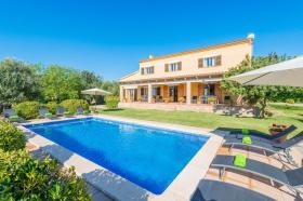 Holiday home for rent in Manacor-Cala Romantica, Spain