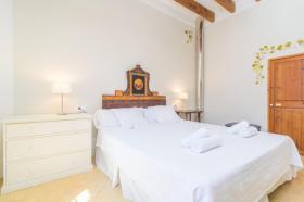 Holiday home Santa Maria del Camí for rent Spain