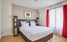 別荘 パリ  フランス