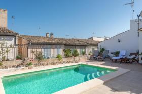 Ferienhaus zu vermieten in Campanet, Spanien