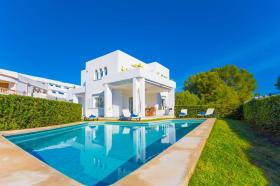 Holiday home for rent in Cala Moragues, Spain Holiday home for rent in Cala Moragues, Spain