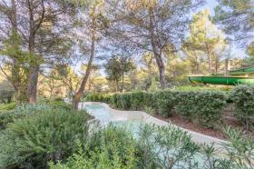 Holiday home Mallemort for rent France