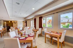 Holiday home Les Deserts for rent France