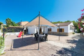 Nyaraló Alcudia Kiadó Spanyolország