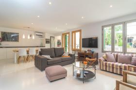 Holiday home for rent in Pina, Spain