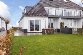 Casa de férias para alugar em Offingawier, Holanda