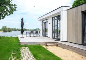 Nyaraló Maurik Kiadó Hollandia