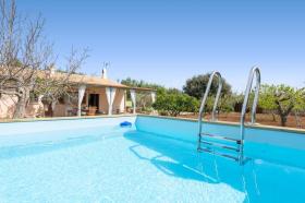 Holiday home for rent in Búger, Spain