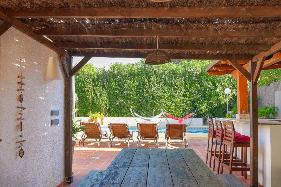 Nyaraló Teulada Kiadó Spanyolország