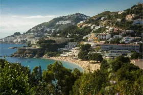 Holiday home Roses for rent Spain