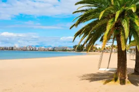 Holiday home Roses for rent Spain