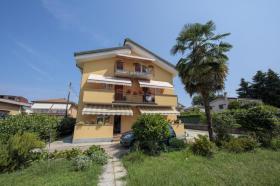 بيت العطلات Angera ايطاليا