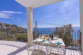 度假屋 出租 于 Алассио, 意大利 度假屋 出租 于 Алассио, 意大利