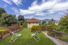 Maison de vacances pour le loyer à Ranco, Italie