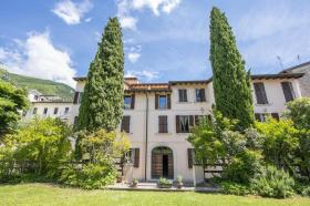 Ferienhaus zu vermieten in Salò, Italien Ferienhaus zu vermieten in Salò, Italien