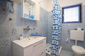 Vakantiehuis Mjesni odbor Malinska - Bogovići Te Huur Croatia