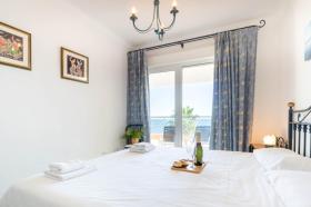 Nyaraló Mihák Kiadó Spanyolország