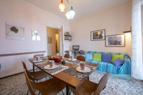 別荘 賃貸 で Borghetto Santo Spirito, イタリア 別荘 賃貸 で Borghetto Santo Spirito, イタリア