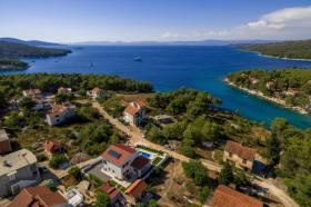 Holiday home Milna for rent Croatia