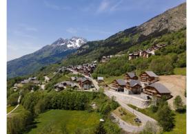 Holiday home Vaujany for rent France
